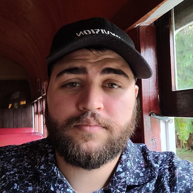 Esteban Alvarado - Co-Fundador & CEO